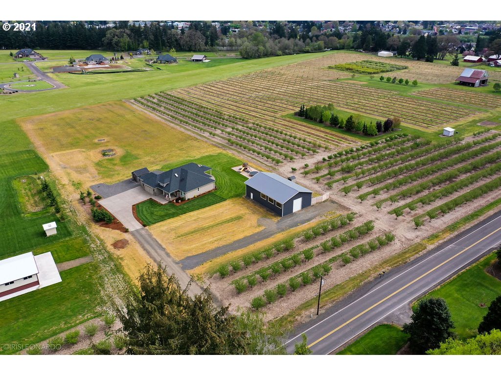 32355 Northwest Beach Road Hillsboro, OR 97124 - Photo 31 of 32 Gallery Image 31
