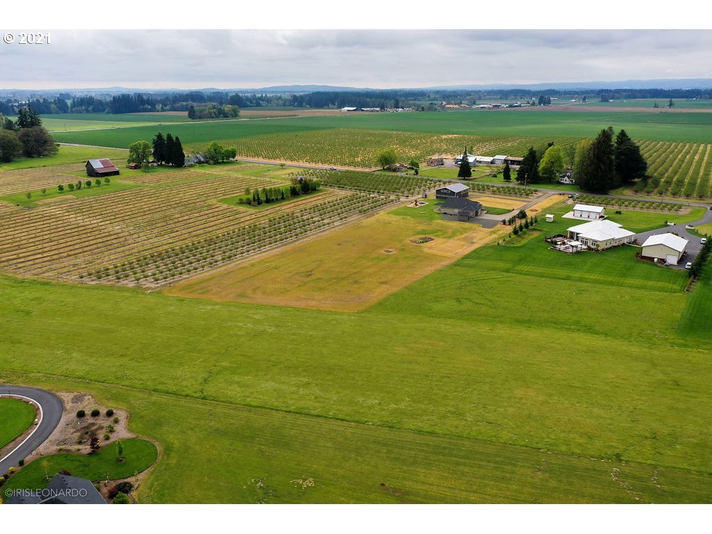 32355 Northwest Beach Road Hillsboro, OR 97124 - Photo 32 of 32 Gallery Image 32