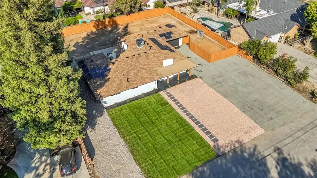 $850,000 | 2234 West San Madele Avenue, Fresno, CA 93711