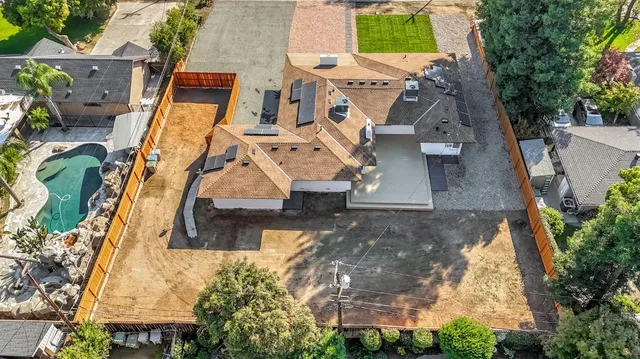 $850,000 | 2234 West San Madele Avenue, Fresno, CA 93711