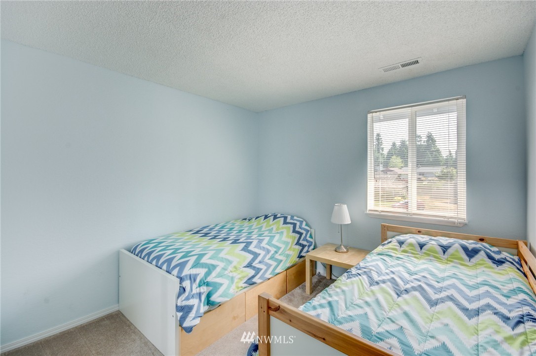 16209 144th Avenue Southeast Renton, WA 98058 - Photo 14 of 18 Gallery Image 14