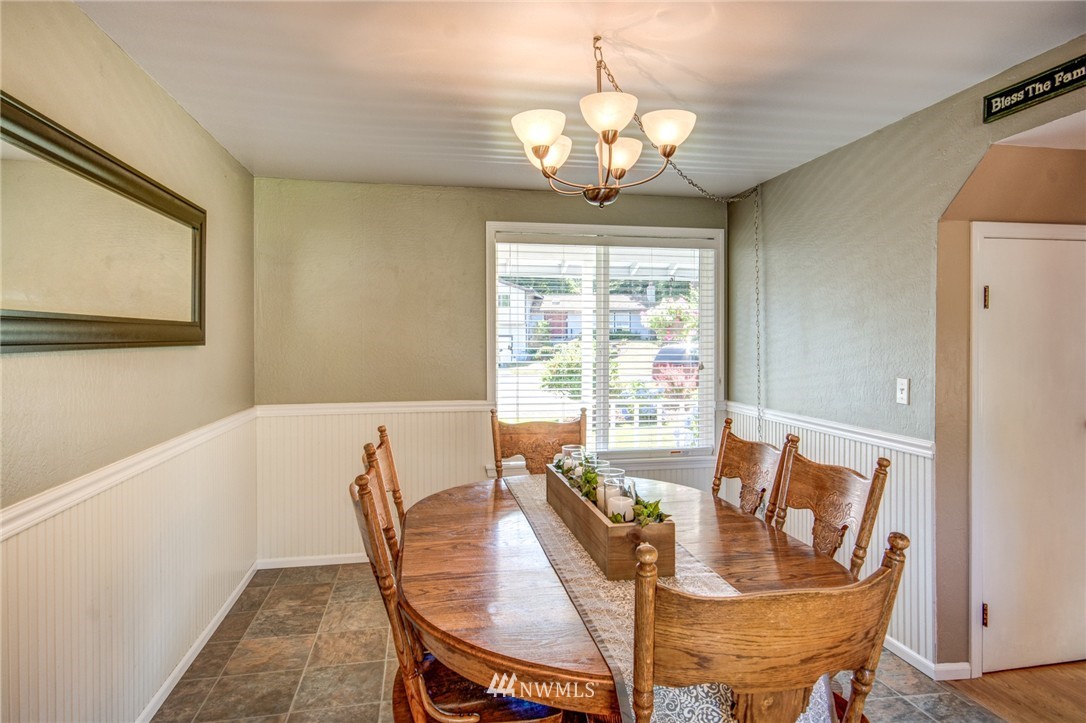 16209 144th Avenue Southeast Renton, WA 98058 - Photo 7 of 18 Gallery Image 7