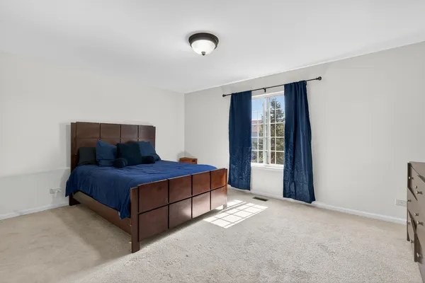 $479,900 | 359 West Asbury Drive, Round Lake, IL 60073