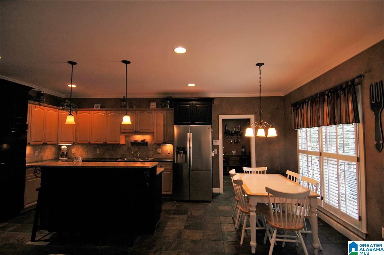 73 Maple Trace Hoover, AL 35244 - Photo 7 of 50