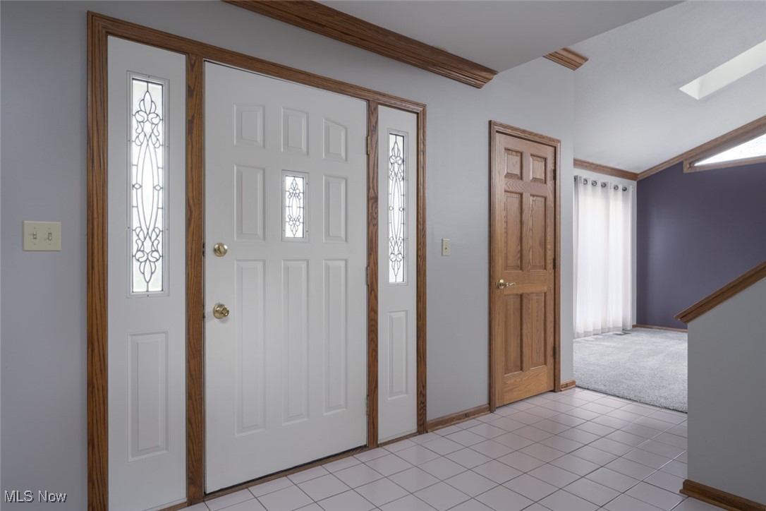 819 Bridge Road Akron, OH 44312 - Photo 12 of 33 Inviting foyer with ceramic tile flooring.