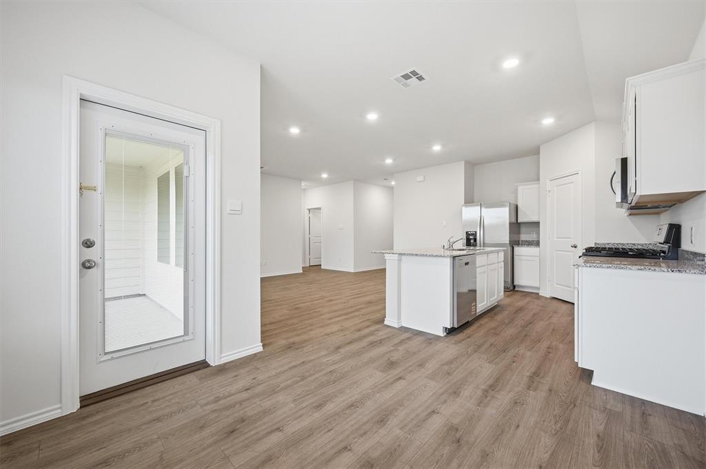 508 Regiment Road Sherman, TX 75090 - Photo 11 of 26