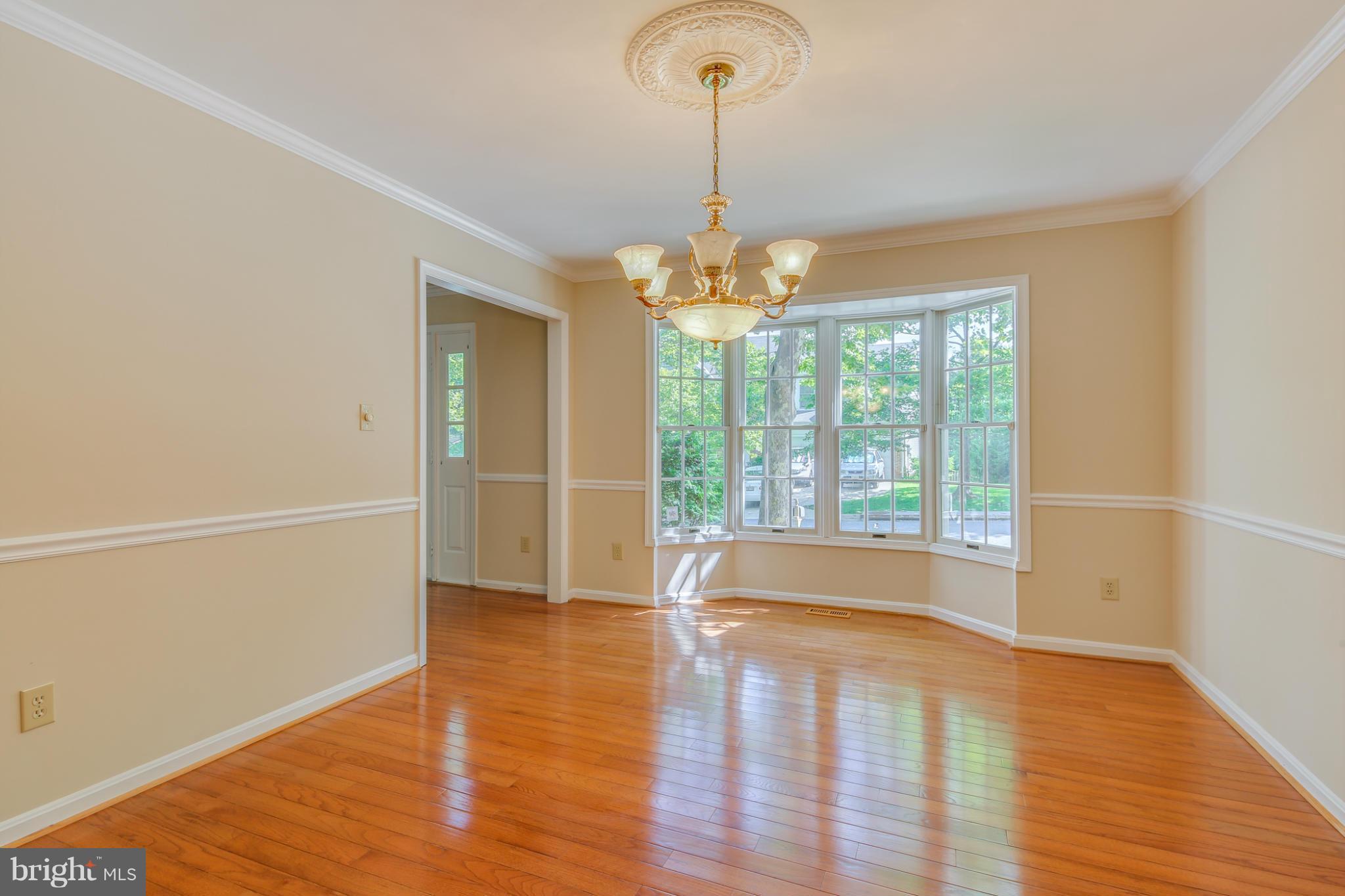 18848 Falling Star Road Germantown, MD 20874 - Photo 7 of 30 Dining Room
