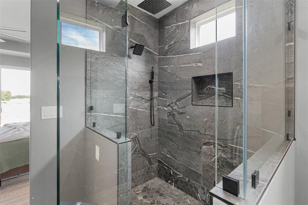 7899 County Road 623 Blue Ridge, TX 75424 - Photo 14 of 39 a bathroom with a shower