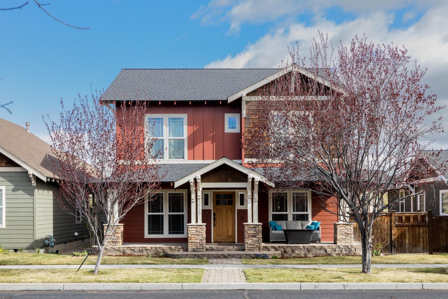 62732 Larkview Road Bend, OR 97701 - Photo 1 of 26 a front view of a house with a yard