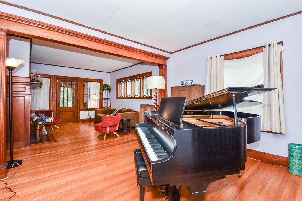 47 Summit Road Medford, MA 02155 - Photo 4 of 20 Gallery Image 4