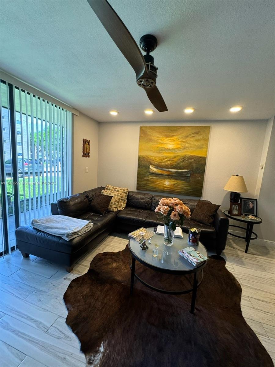 8500 Southwest 133rd Avenue Road, Unit 124 Miami, FL 33183 - Photo 3 of 17 Gallery Image 3