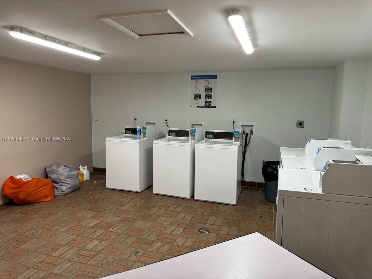 8500 Southwest 133rd Avenue Road, Unit 124 Miami, FL 33183 - Photo 7 of 17 Gallery Image 7