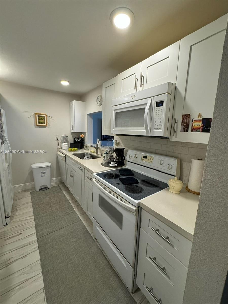 8500 Southwest 133rd Avenue Road, Unit 124 Miami, FL 33183 - Photo 8 of 17 Gallery Image 8