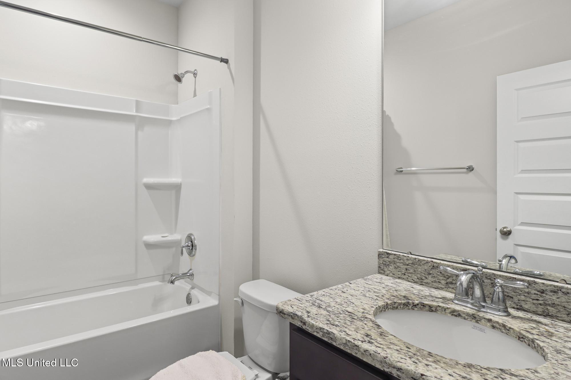 6896 Sweetclover Drive Ocean Springs, MS 39564 - Photo 12 of 22 IMG_3530_web