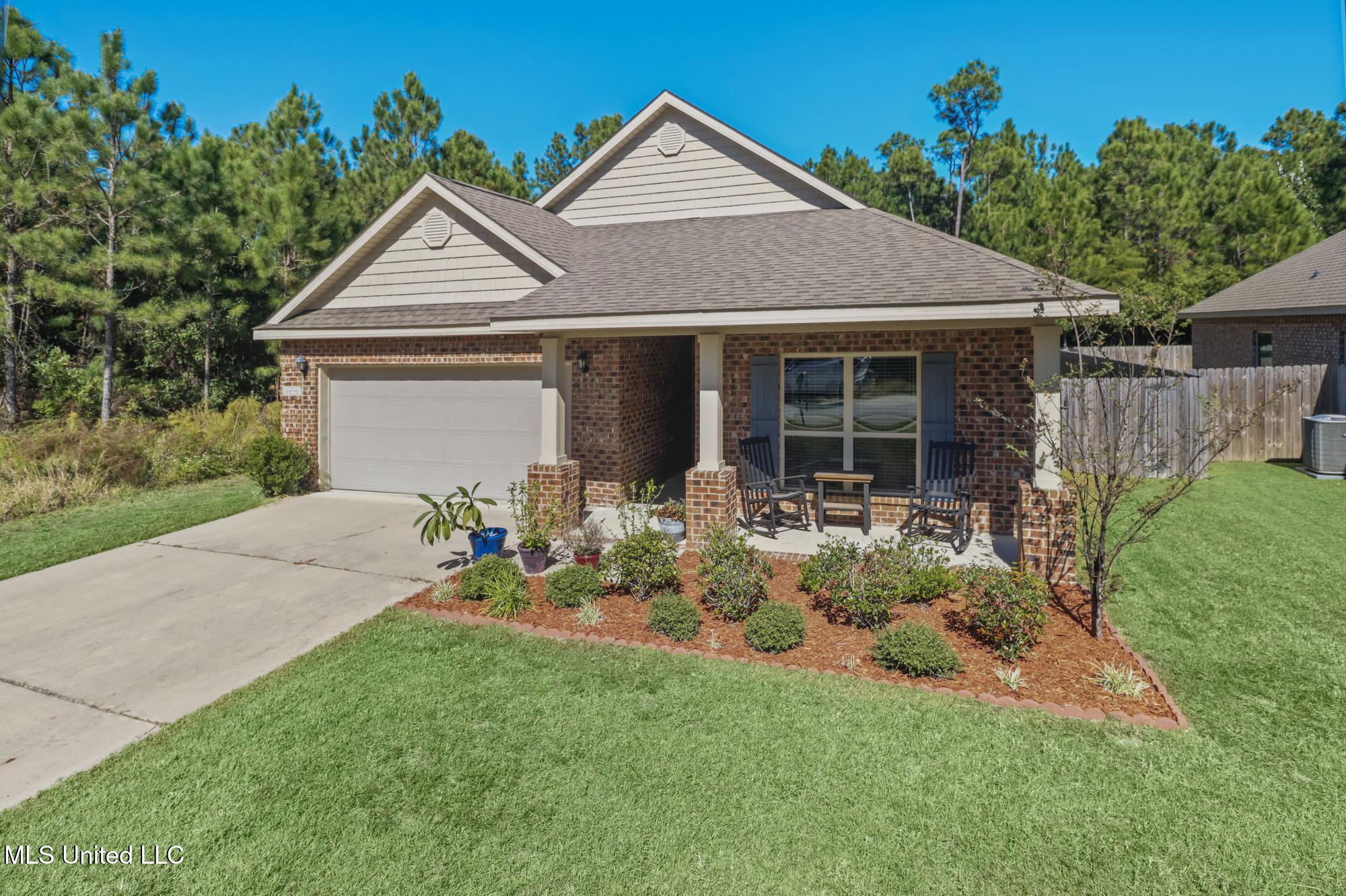 6896 Sweetclover Drive Ocean Springs, MS 39564 - Photo 2 of 22 IMG_3602_web