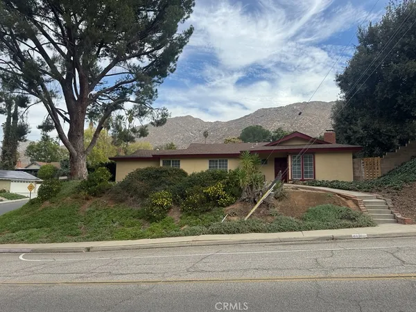 $2,895 | 4170 Mt Vernon Avenue, Riverside, CA 92507
