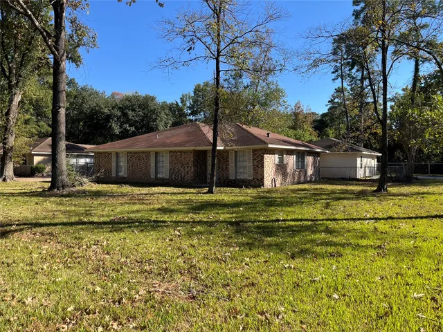 $1,975 | 2402 Fawnwood Lane, Spring, TX 77386