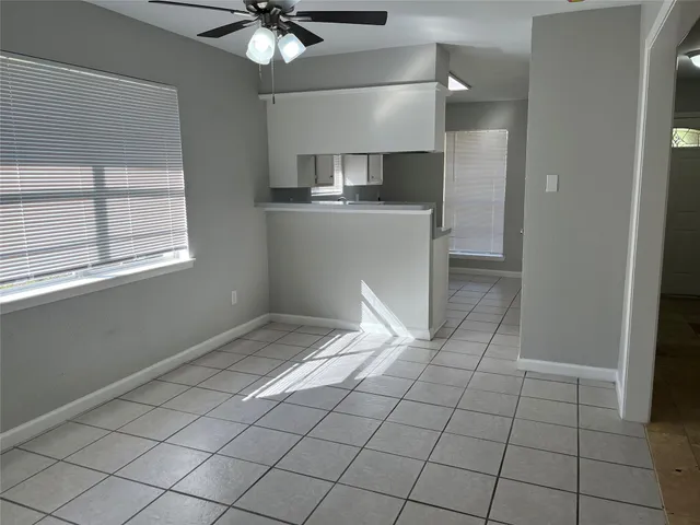 $1,975 | 2402 Fawnwood Lane, Spring, TX 77386