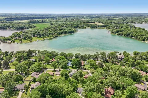 $625,000 | 9608 400th Avenue, Randall, WI 53128