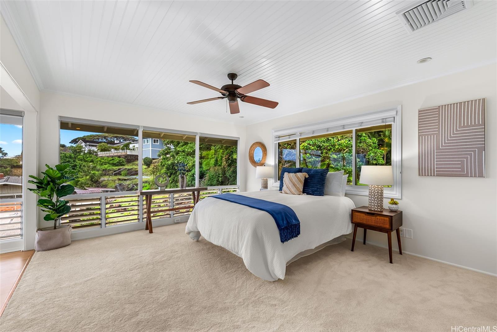 1350 Laukahi Street Honolulu, HI 96821 - Photo 12 of 25 Lush surroundings