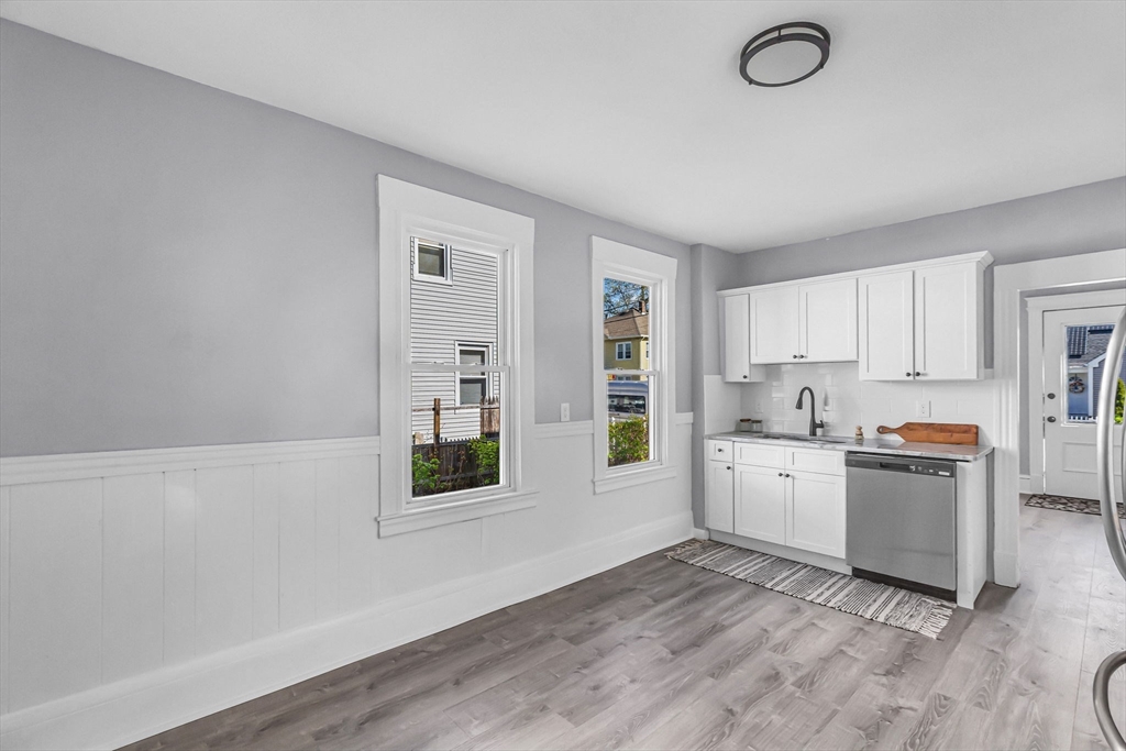 24 Lorimer Street Springfield, MA 01151 - Photo 10 of 42 Gallery Image 10