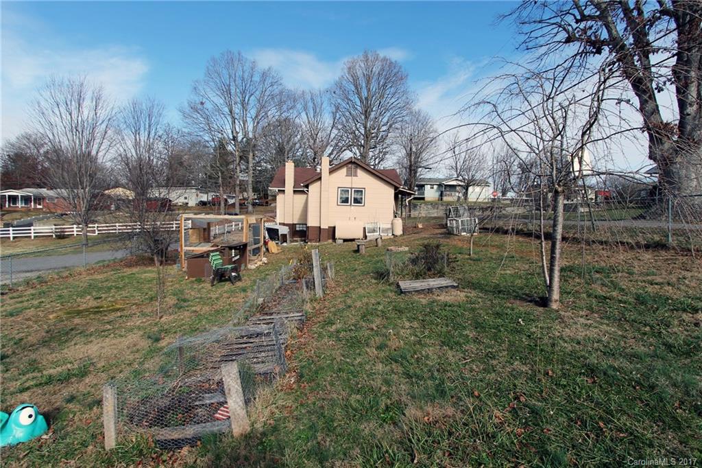 16 Huffman Road Asheville, NC 28806 - Photo 11 of 11 Gallery Image 11