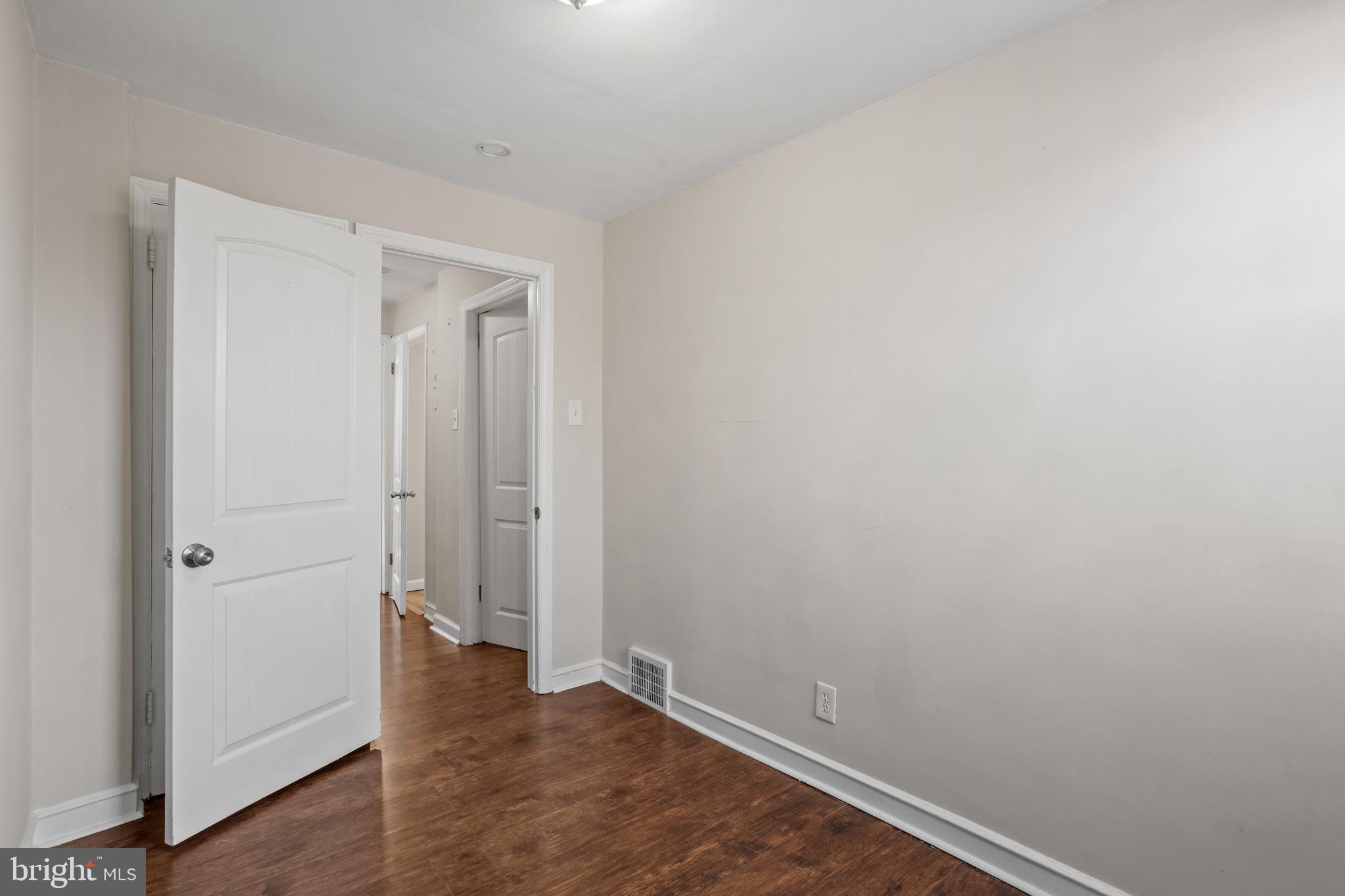 1159 South Merrimac Road Camden, NJ 08104 - Photo 12 of 23