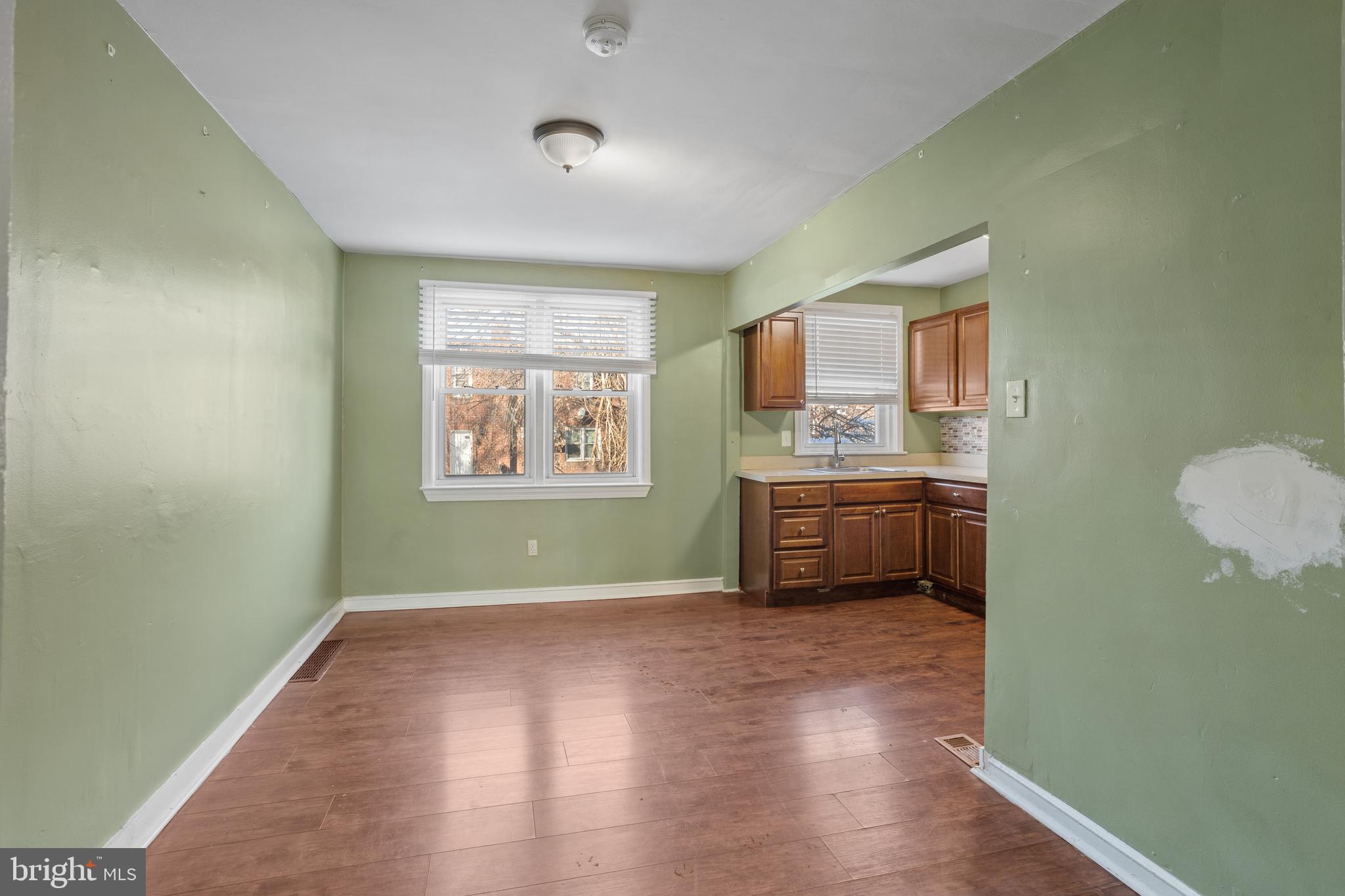 1159 South Merrimac Road Camden, NJ 08104 - Photo 3 of 23