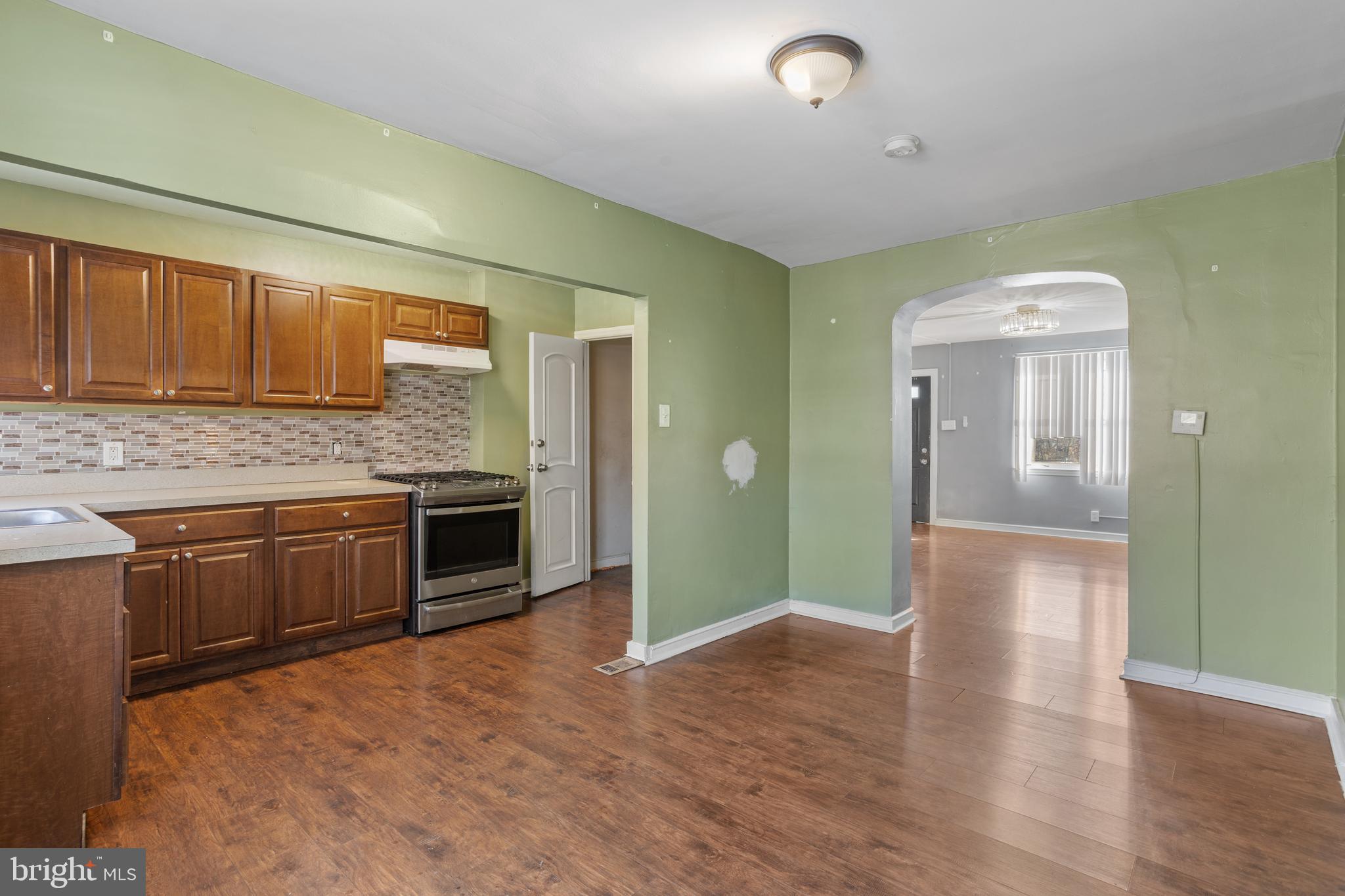 1159 South Merrimac Road Camden, NJ 08104 - Photo 5 of 23