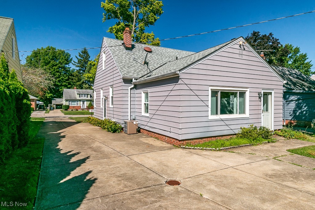 1147 Belrose Road Cleveland, OH 44124 - Photo 24 of 27 Gallery Image 24