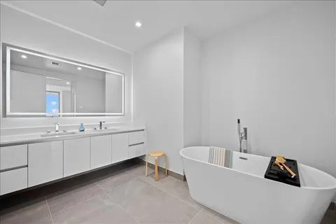 $2,145,000 | 220 Lake Shore Drive, Unit 1207, Lake Park, FL 33403