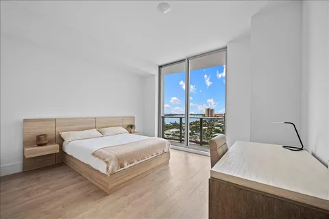 $2,145,000 | 220 Lake Shore Drive, Unit 1207, Lake Park, FL 33403