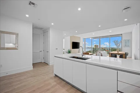 $2,145,000 | 220 Lake Shore Drive, Unit 1207, Lake Park, FL 33403