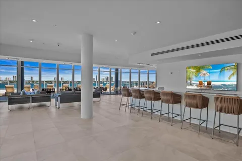 $2,145,000 | 220 Lake Shore Drive, Unit 1207, Lake Park, FL 33403