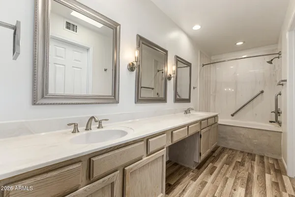 $585,000 | 4053 East Sunnyside Drive, Phoenix, AZ 85028