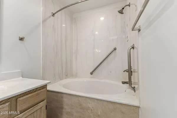 $585,000 | 4053 East Sunnyside Drive, Phoenix, AZ 85028