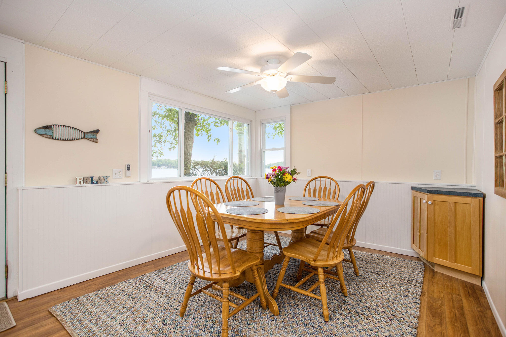 278 Hickory Road Battle Creek, MI 49017 - Photo 16 of 39 Eating Area off Kitchen