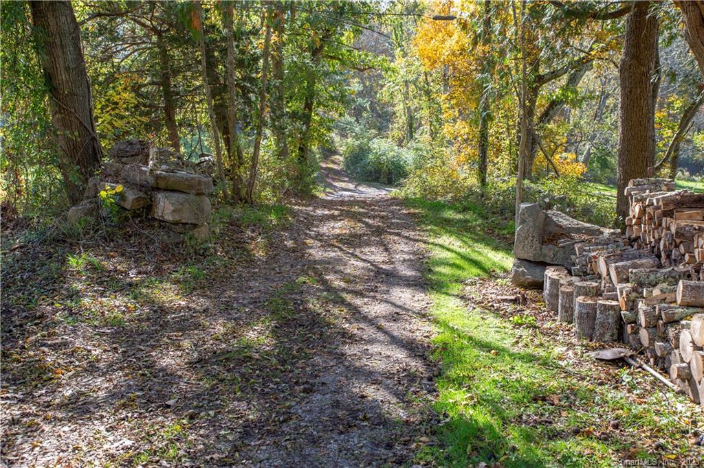 82 Fowler Road North Stonington, CT 06359 - Photo 11 of 36