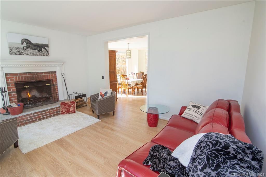 82 Fowler Road North Stonington, CT 06359 - Photo 13 of 36