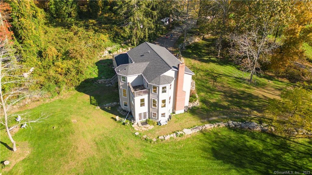 82 Fowler Road North Stonington, CT 06359 - Photo 3 of 36