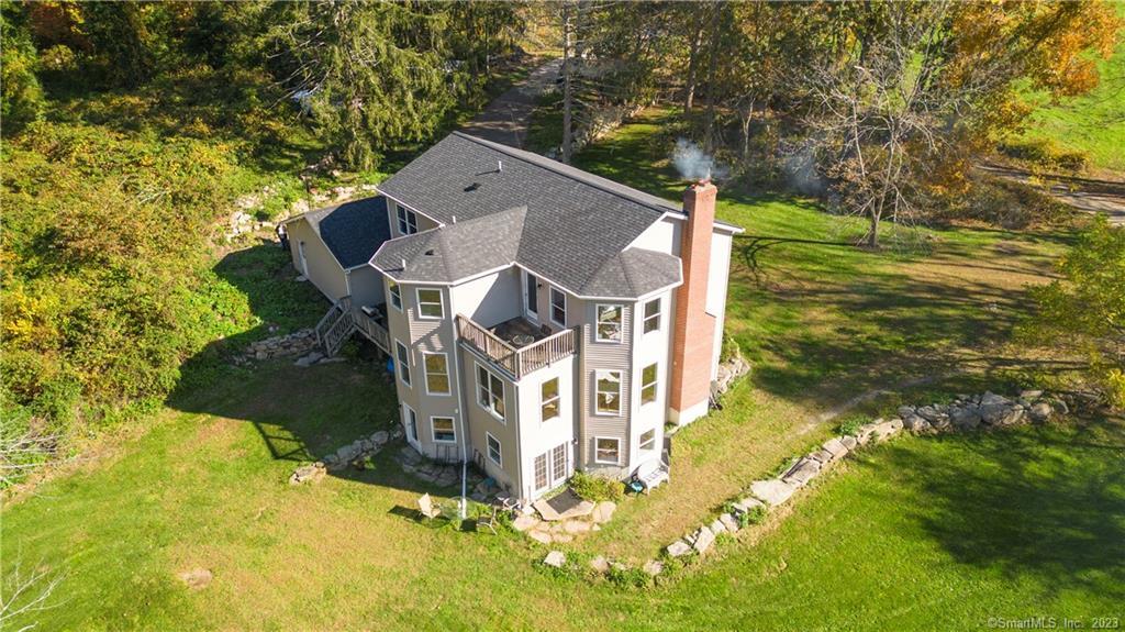 82 Fowler Road North Stonington, CT 06359 - Photo 5 of 36