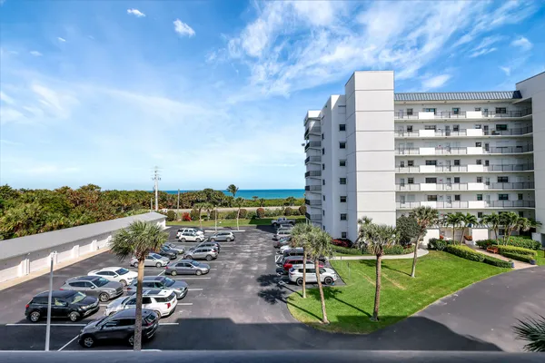 $3,500 | 5163 North Hwy A1A, Unit 418, Fort Pierce, FL 34949