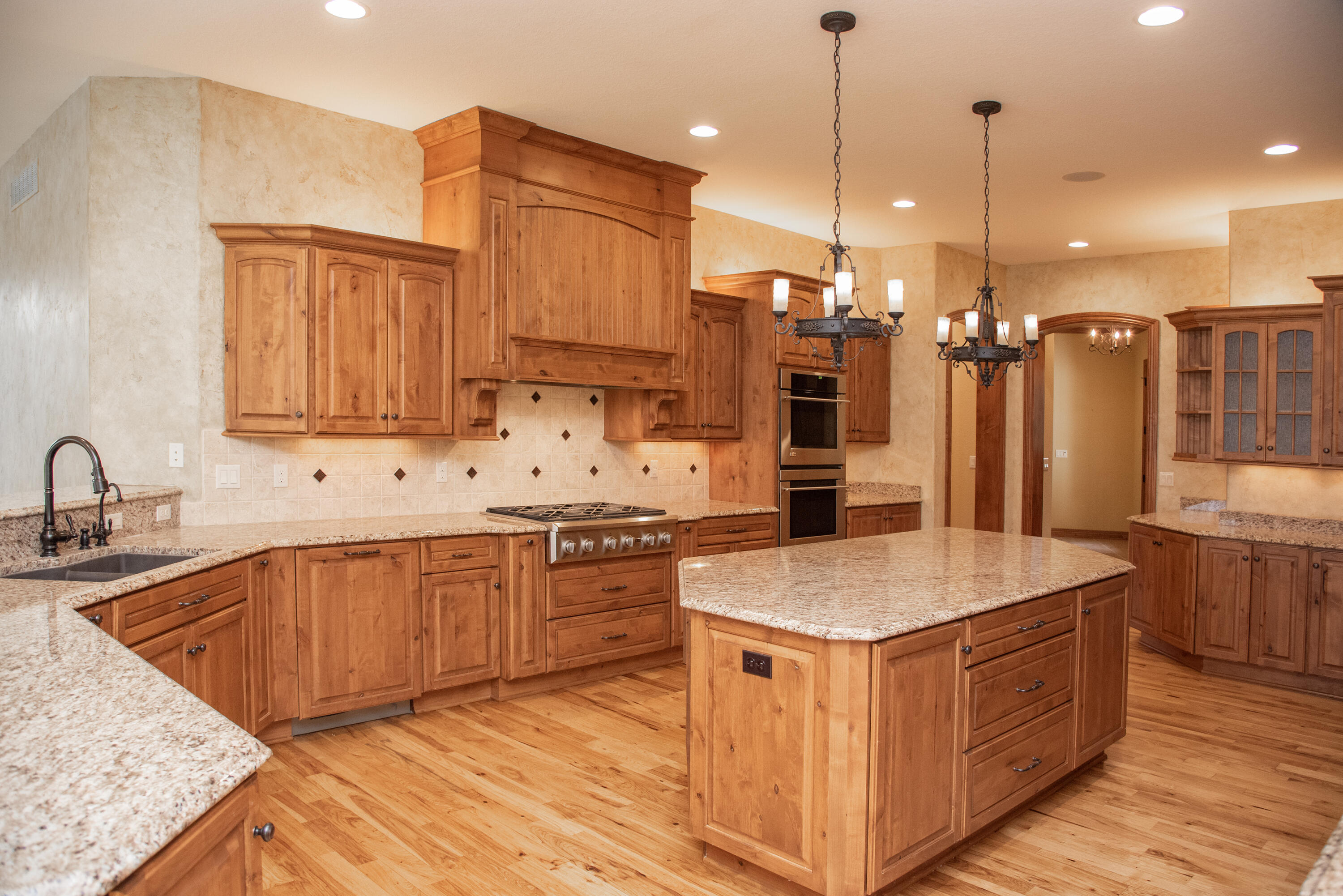 1512 West County Line Road Mequon, WI 53092 - Photo 17 of 74 Kit_4