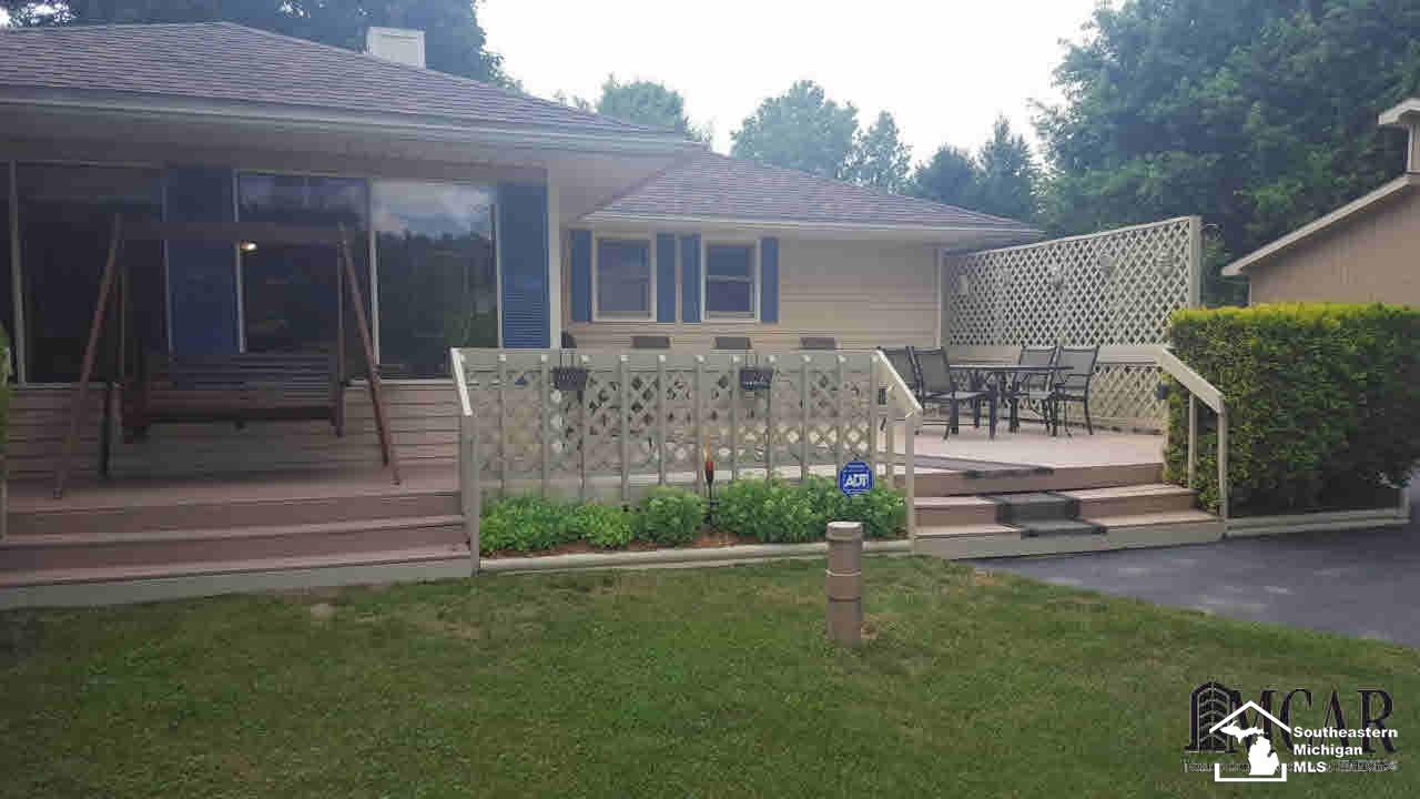 2760 West Erie Road Temperance, MI 48182 - Photo 24 of 34 Front Exterior Porch