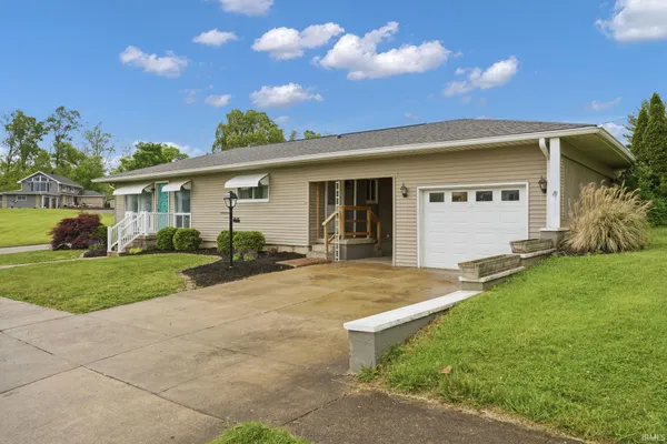 $249,900 | 234 Shawnee Drive, Bedford, IN 47421