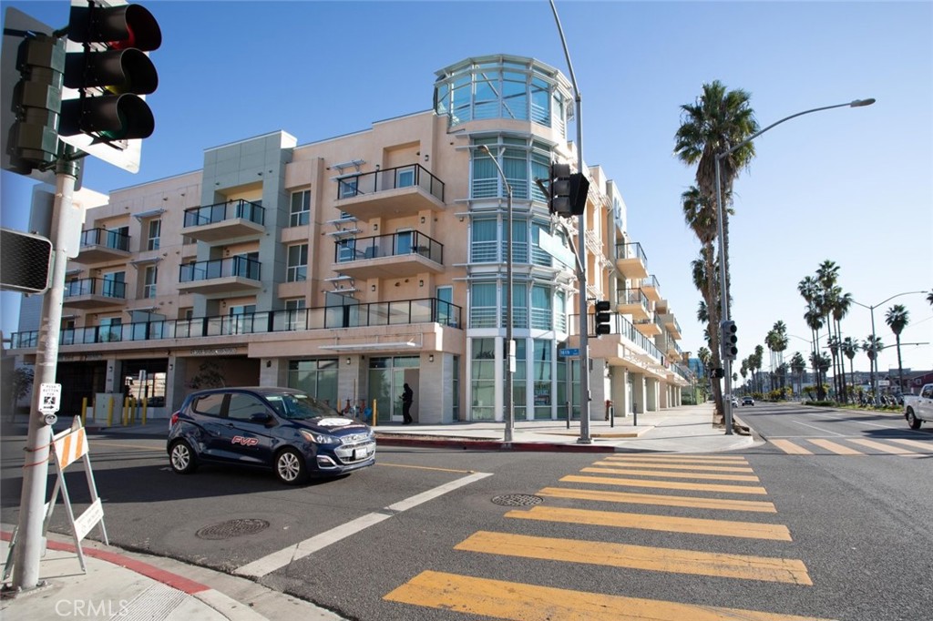 1598 Long Beach, Unit 307 Long Beach, CA 90813 - Photo 3 of 45