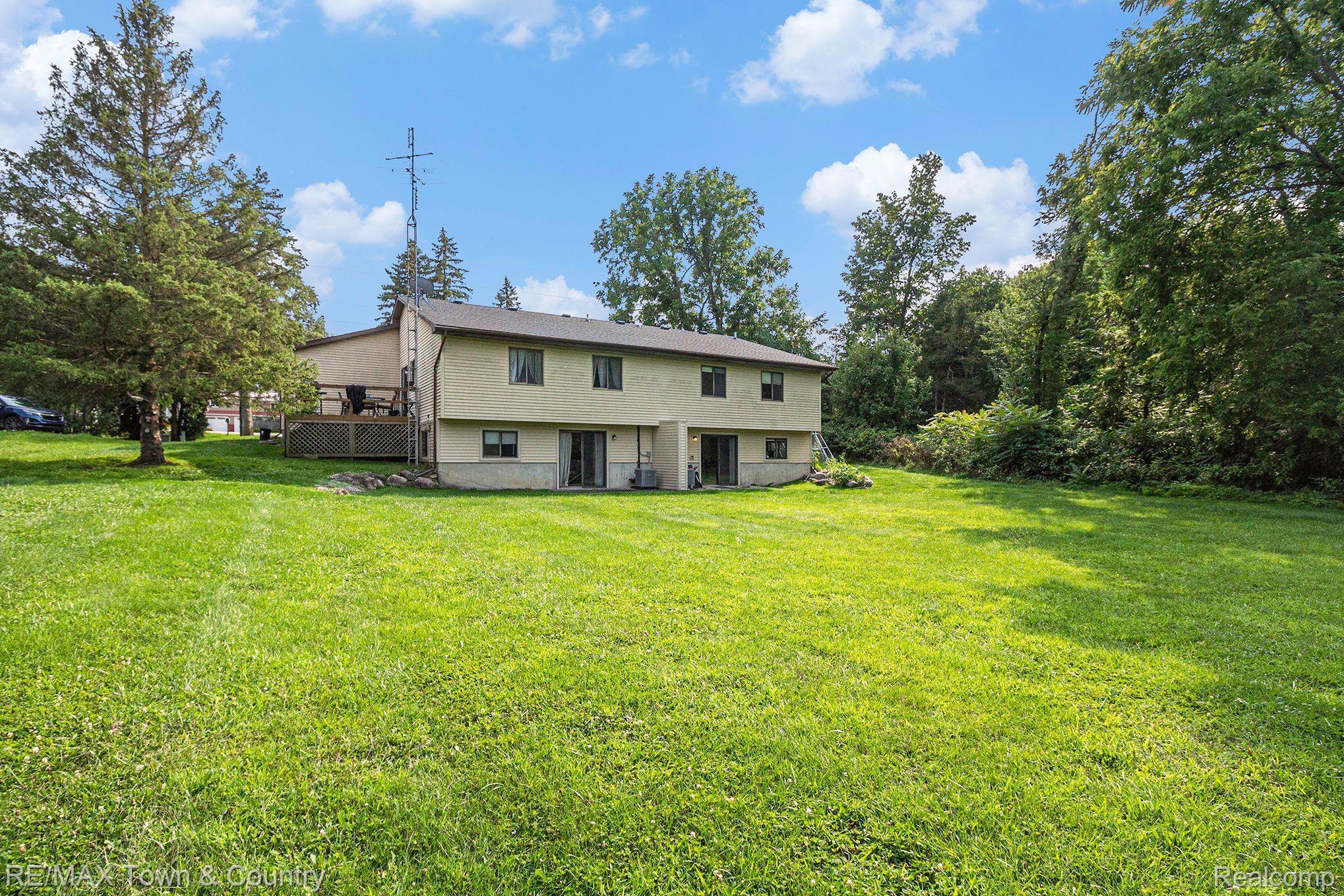 8040 Potter Road Flushing, MI 48433 - Photo 33 of 36 Gallery Image 33