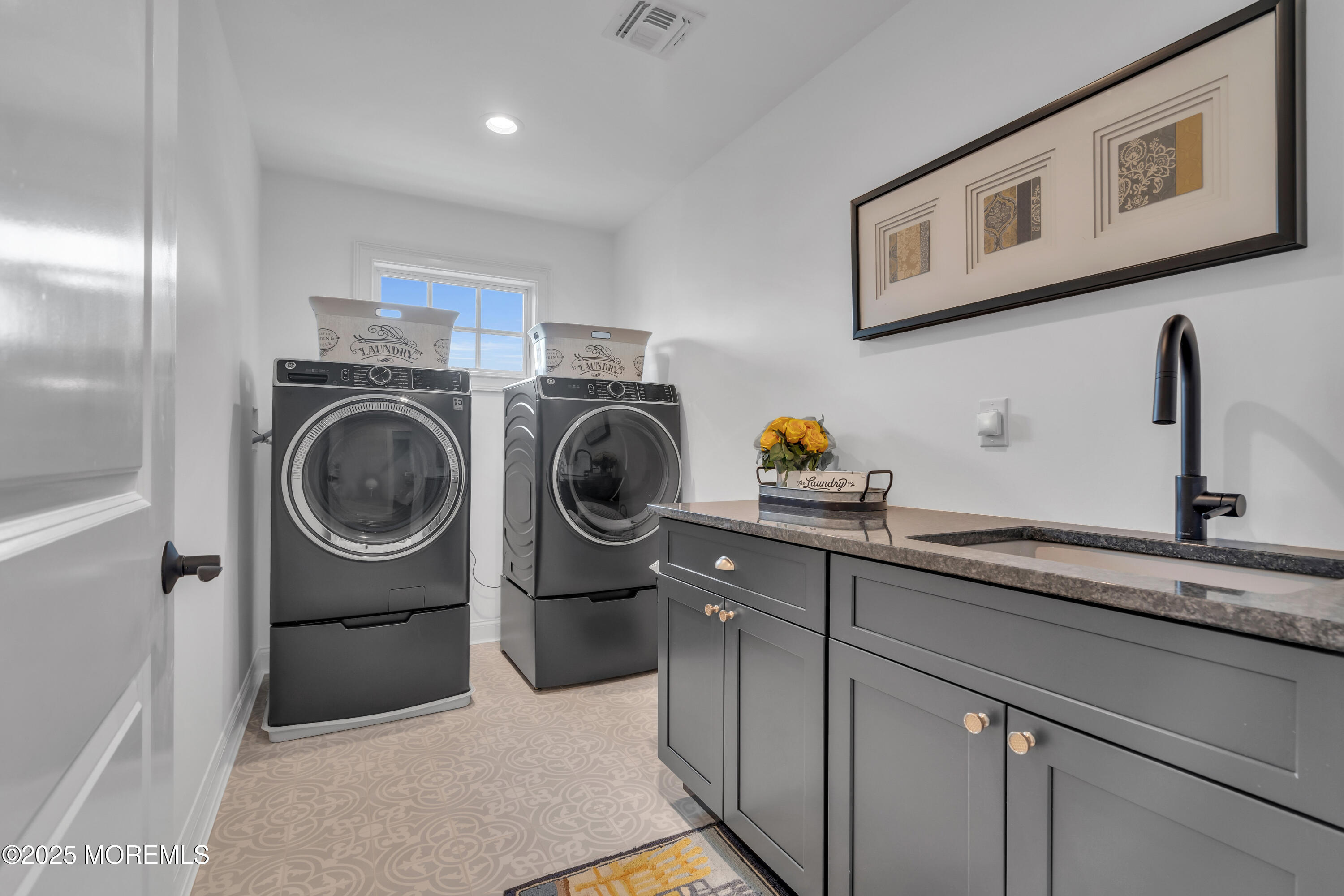 2118 Edgewood Place Spring Lake, NJ 07762 - Photo 39 of 67 a utility room with sink dryer and washer