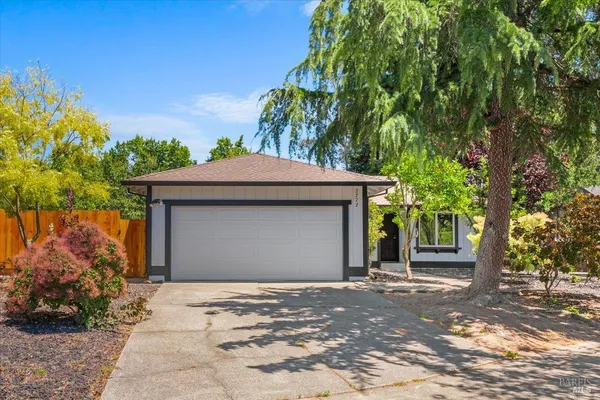 $600,000 | 2772 Rochelle Street, Santa Rosa, CA 95403