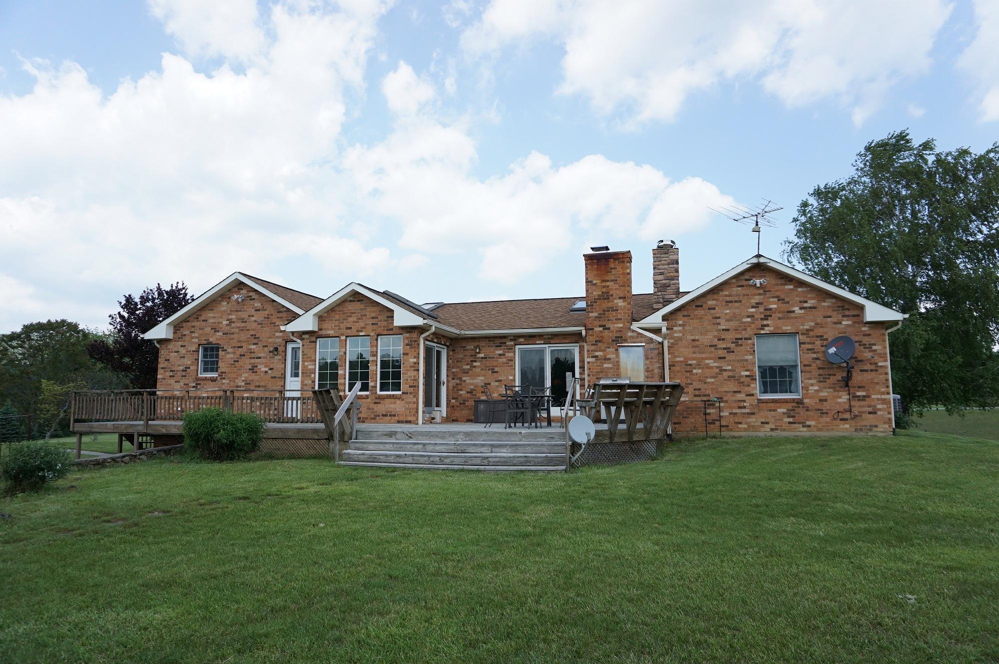 8260 Newport Road Catawba, VA 24070 - Photo 5 of 43 real_estate_photo_02